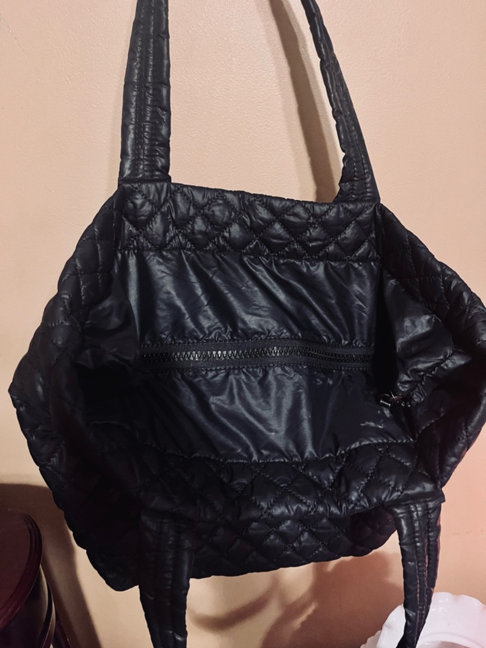 Urban Expressions Black Quilted Puffer Tote - Picture 10 of 11